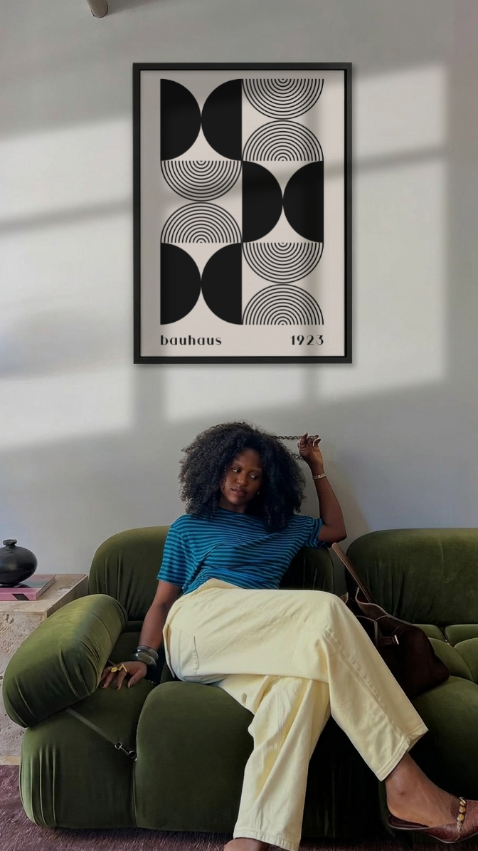 Bauhaus Frankfurt Oktober 1923 – Concentric Semicircle Line Art Framed Print